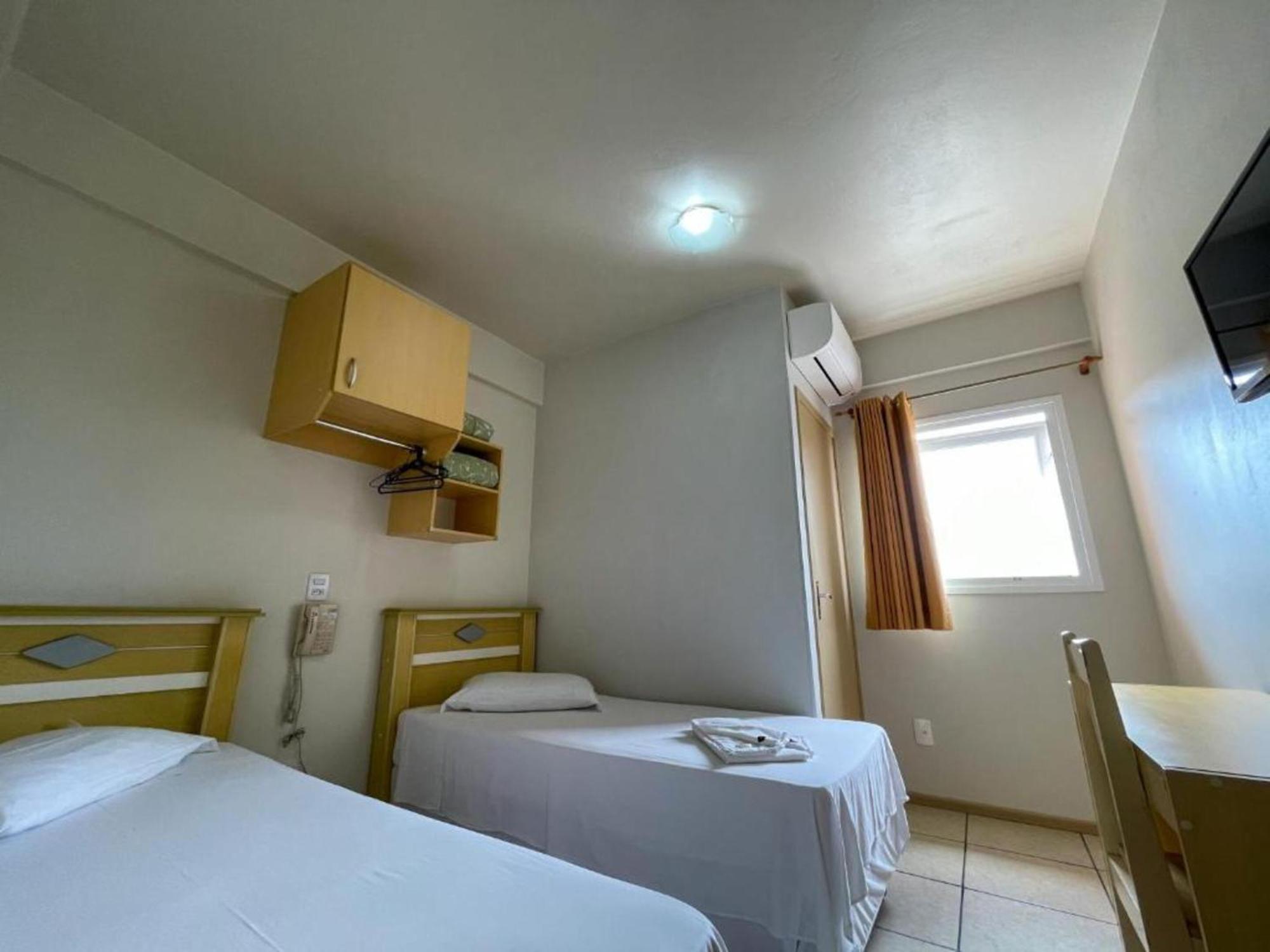 Andardac Hotel Guaramirim Habitación foto